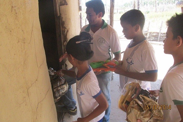Ato de Solidariedade para com as familias carentes - Imagem 25