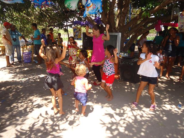 ProJeto “Abrace Uma Criança” Completa 09 Anos - Imagem 21