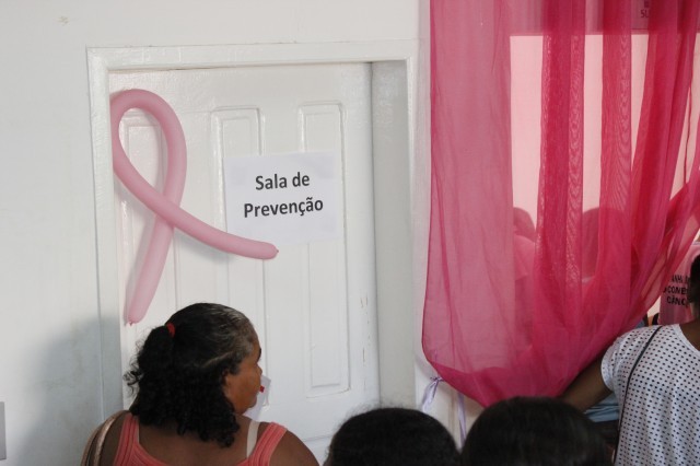 Outubro rosa na cidade de Miguel Alves reuniu dezenas de mulheres - Imagem 2