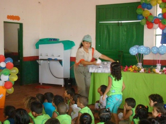 CRAS I realiza Projeto Cine Criança com apresentações teatrais em José de Freitas - Imagem 9