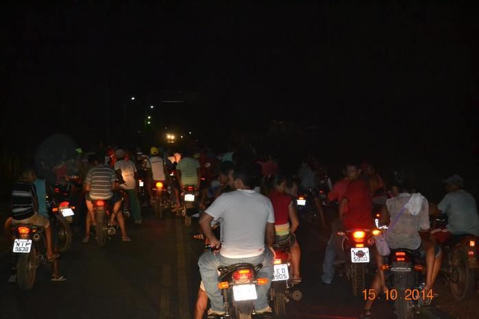 Prefeito Zé Resende faz caminhada em prol da Campanha da reeleição de Dilma unindo adversários - Imagem 1