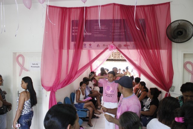 Outubro rosa na cidade de Miguel Alves reuniu dezenas de mulheres - Imagem 6