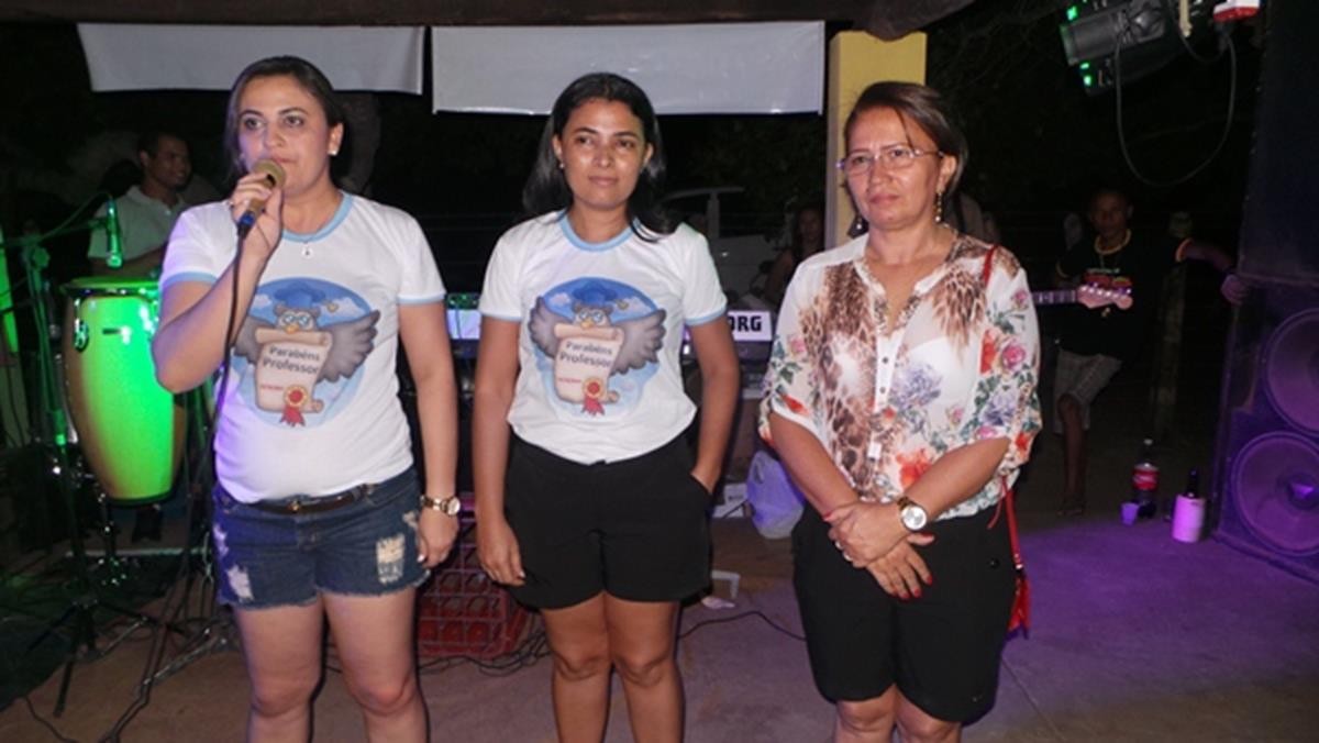 Dia do Professor e Servidor Publico é comemorado em Pimenteiras