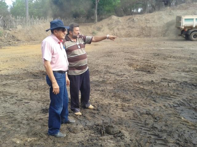 Prefeitura Começou a Recuperação do “Tanque” em Furta-Lhe a Volta - Imagem 3