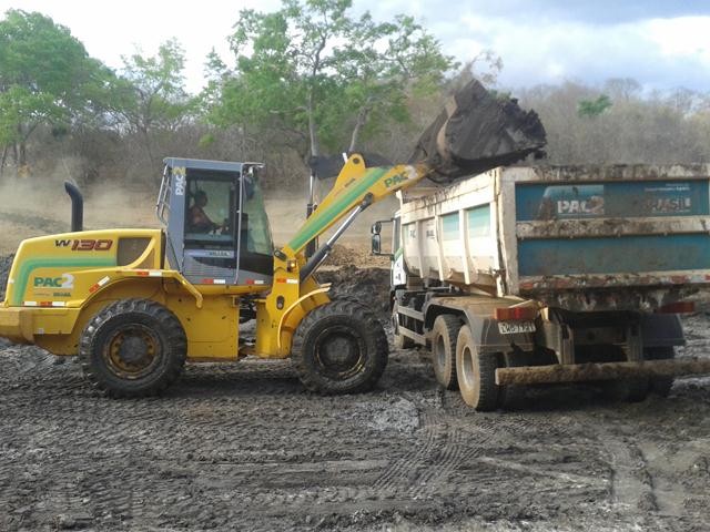 Prefeitura Começou a Recuperação do “Tanque” em Furta-Lhe a Volta - Imagem 8