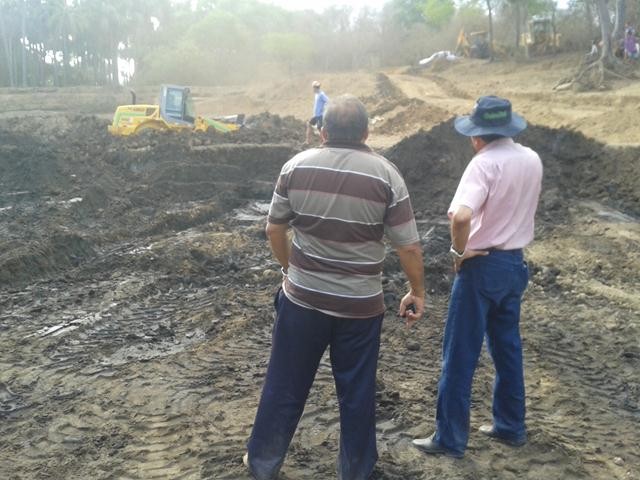 Prefeitura Começou a Recuperação do “Tanque” em Furta-Lhe a Volta - Imagem 5