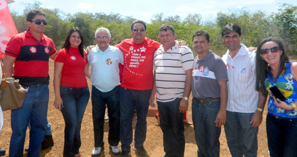 Prefeita Paula Araujo participa de evento politico em prol da candidatura de Dilma Roussef - Imagem 9