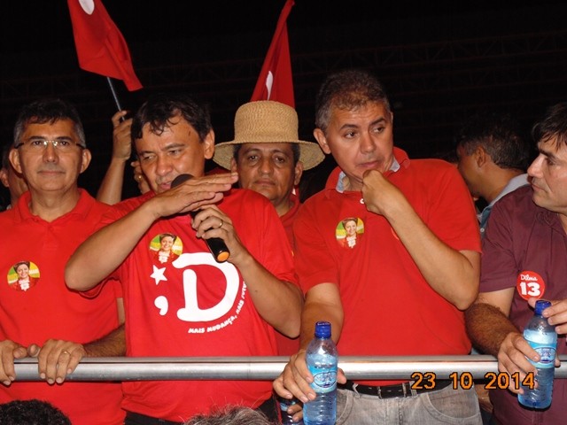 Prefeito Zé Resende participa do último ato de campanha de Dilma em Campo Maior - Imagem 9