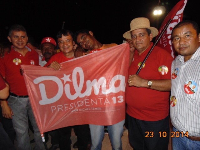 Prefeito Zé Resende participa do último ato de campanha de Dilma em Campo Maior - Imagem 12