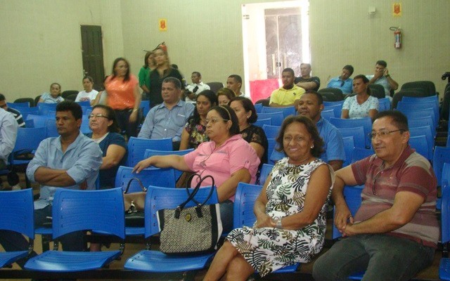 Secretaria promove encontro para elaboração do Plano Municipal de Educação - Imagem 1