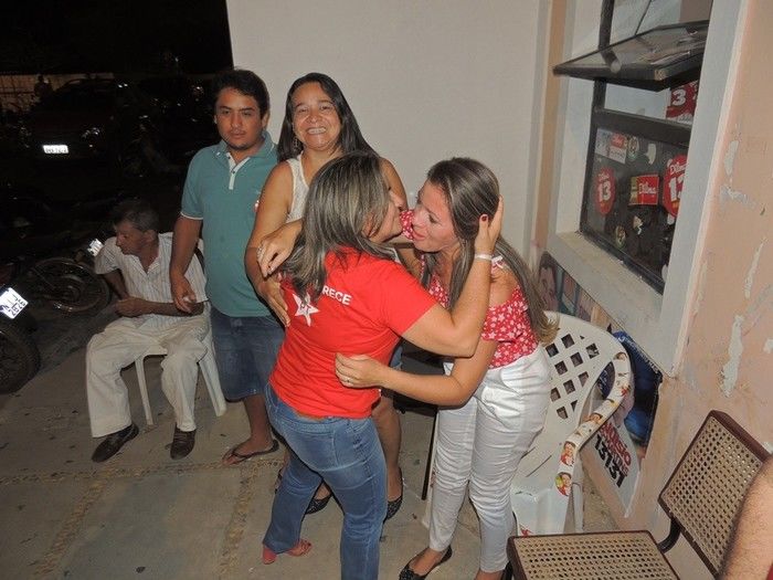 Prefeita Neuma Café comemora os dois resultados nesse 2º turno das eleições 2014 - Imagem 4