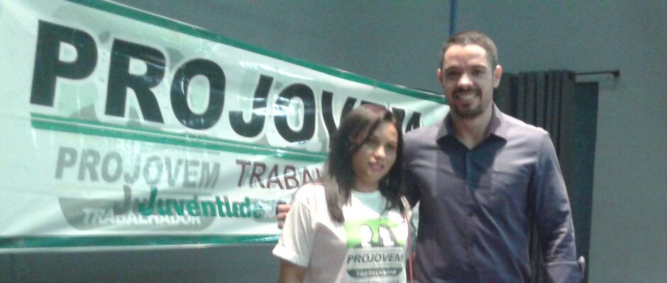 Prefeito Lukano Sá entrega certificados do Projovem Trabalhador para 300 jovens em Oeiras