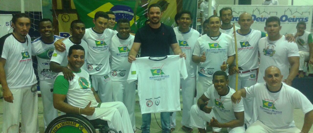 Solenidade do grupo de capoeira Raízes do Brasil marca atividades desenvolvidas com mais de 200 crianças em Oeiras