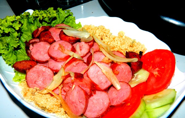 Bateu aquela fome? No Recanto do Coqueiro tem a verdadeira comida regional - Imagem 1