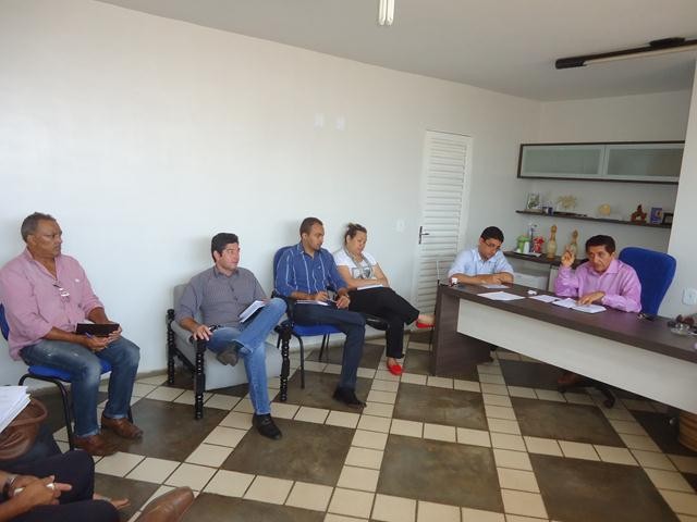 Prefeito Dr.Zé Maria Reuniu-se Com Seu Secretáriado - Imagem 9