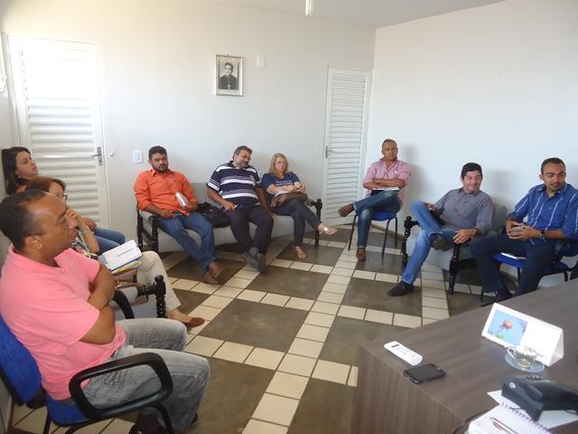 Prefeito Dr.Zé Maria Reuniu-se Com Seu Secretáriado - Imagem 12