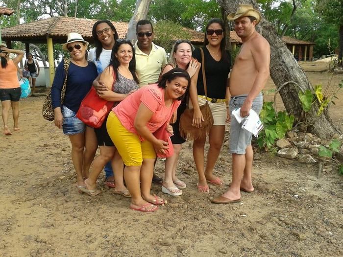 Professores da Unidade Escolar Honorina Tito tem dia de lazer - Imagem 18