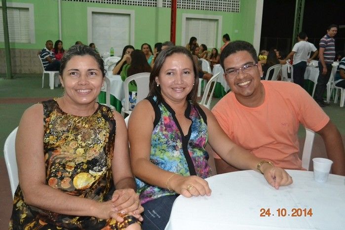 SEMEC e Prefeitura realizam festa em homenagem ao professor - Imagem 39