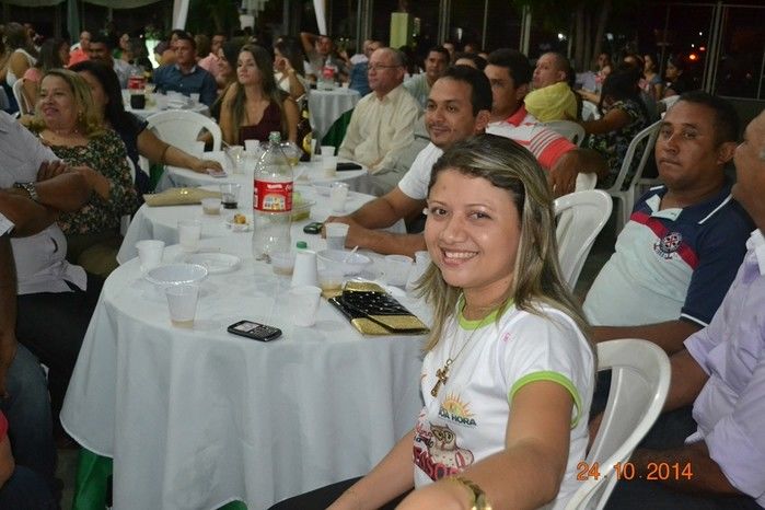 SEMEC e Prefeitura realizam festa em homenagem ao professor - Imagem 8