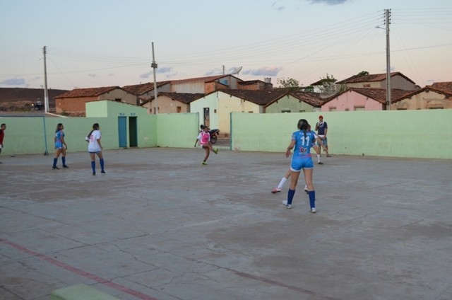 Prefeitura de Vera Mendes promove ‘Dia Rosa’ com foco na saúde e direitos da mulher - Imagem 68
