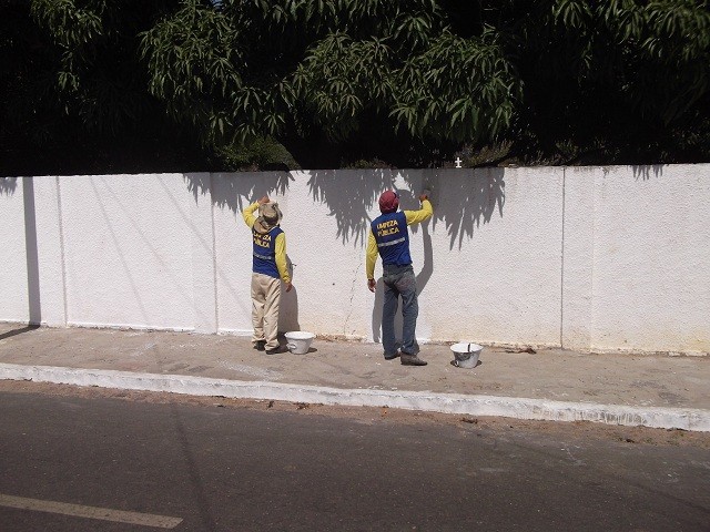 Prefeitura de Buriti dos Lopes faz limpeza em cemitérios para o Dia de Finados - Imagem 3