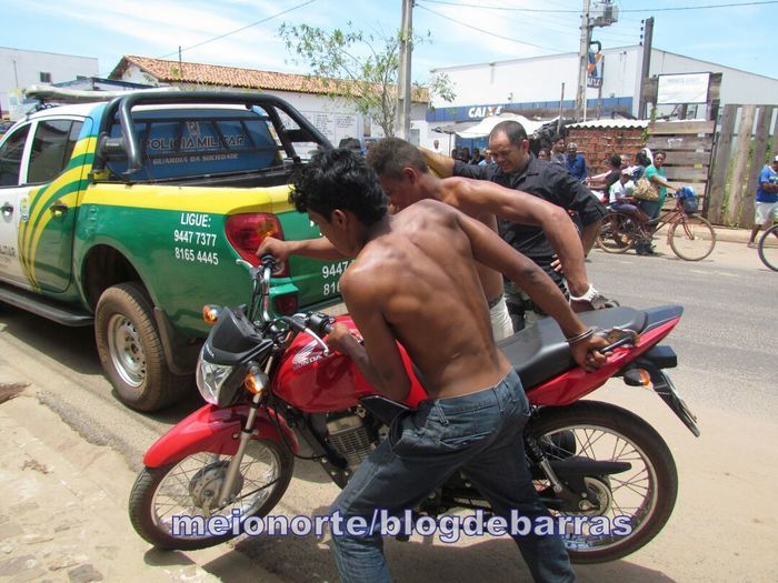 PM de Barras realiza prisões de assaltantes de moto - Imagem 1