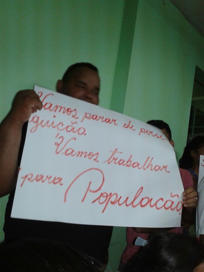 Grupo faz manifestação dentro da Câmara de Vereadores em Francisco Ayres - Imagem 6