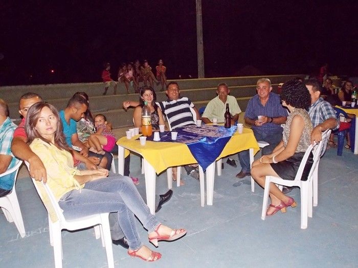 Secretaria de Educação realiza singela homenagem aos seus funcionários  - Imagem 22