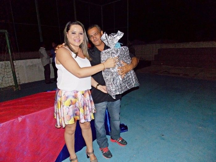 Secretaria de Educação realiza singela homenagem aos seus funcionários  - Imagem 34