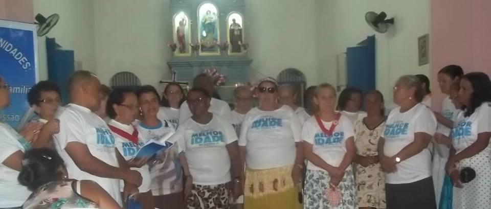 Clube da Melhor Idade participa de evento de novena de Nossa Senhora do Rosário em Oeiras