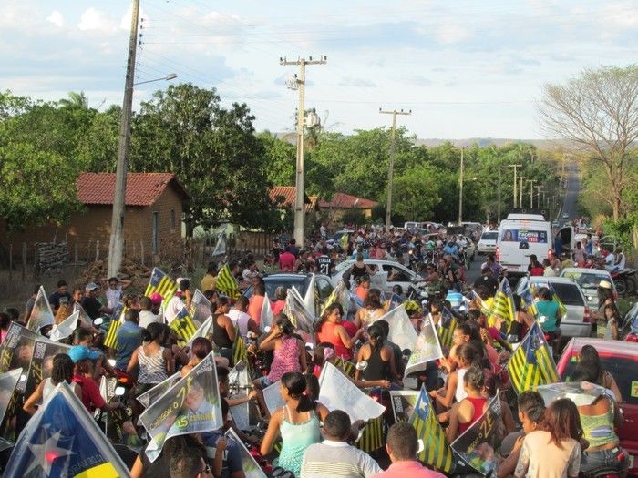 João Madison e Iracema Portela encerram Campanha com Carreata em Agricolândia - Imagem 23
