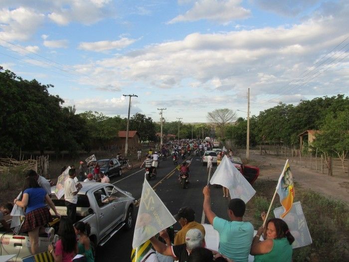 João Madison e Iracema Portela encerram Campanha com Carreata em Agricolândia - Imagem 27