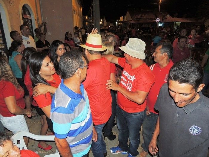Expressiva votação em Pedro II consagra Prefeita Neuma Café como principal liderança - Imagem 3