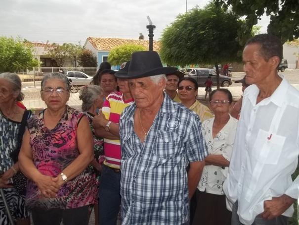 Grupo de Idosos de Santo Inácio do Piauí visita pontos turísticos de Oeiras - Imagem 1