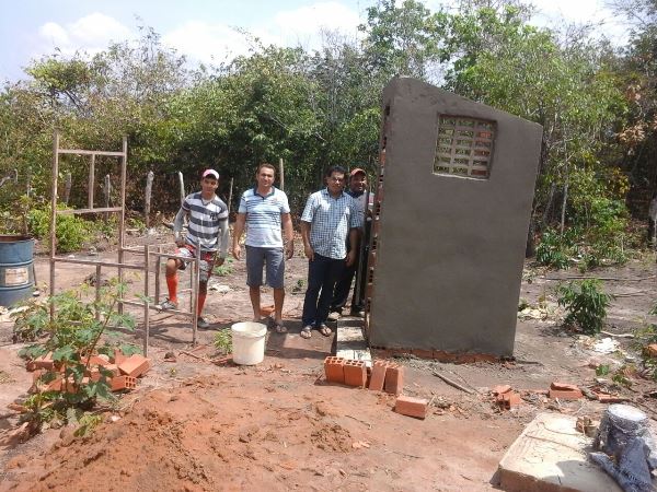 Prefeitura implanta bombas e caixas d'água no município - Imagem 3