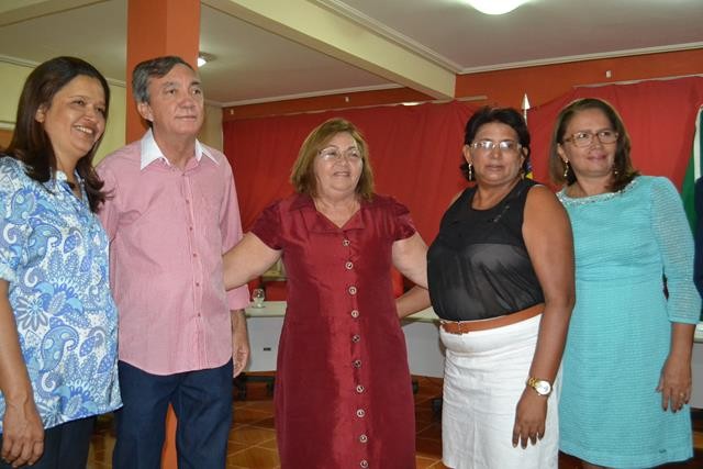 Vice-prefeita Lucia Lacerda assumi a prefeitura de Pimenteiras - Imagem 63