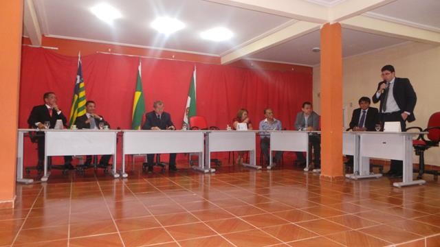 Vice-prefeita Lucia Lacerda assumi a prefeitura de Pimenteiras - Imagem 3