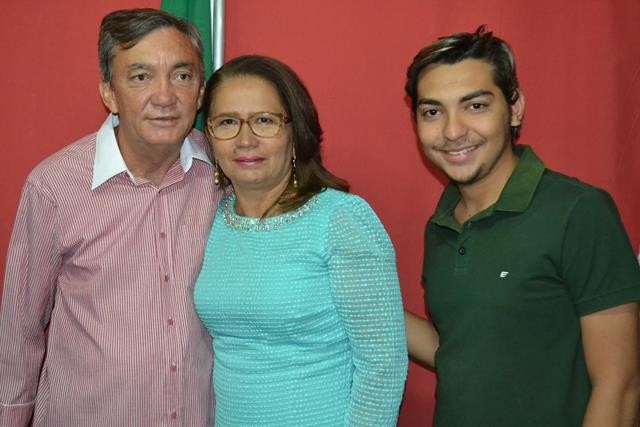 Vice-prefeita Lucia Lacerda assumi a prefeitura de Pimenteiras - Imagem 33