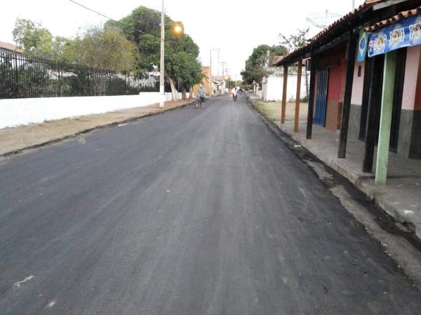 Prefeitura Municipal asfalta 36 mil m² de ruas no município - Imagem 2