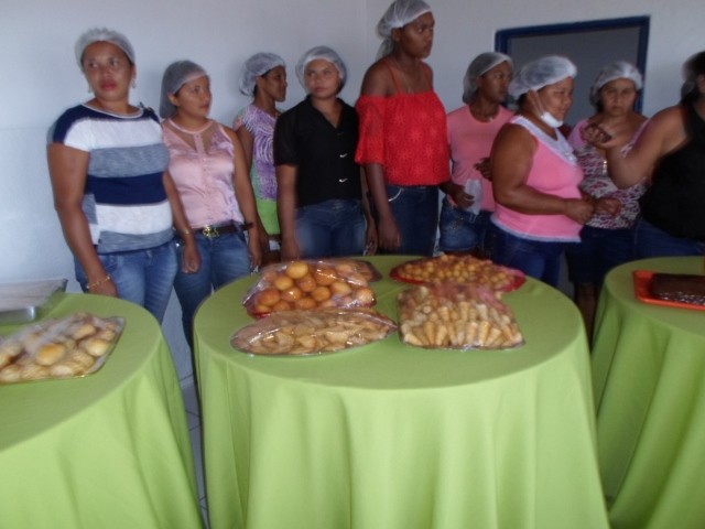 Prefeitos Dr.Zé Maria Entrega Certificados e Realiza Inauguração na Localidade Canto - Imagem 11