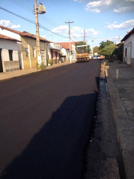Prefeitura Municipal asfalta 36 mil m² de ruas no município - Imagem 1