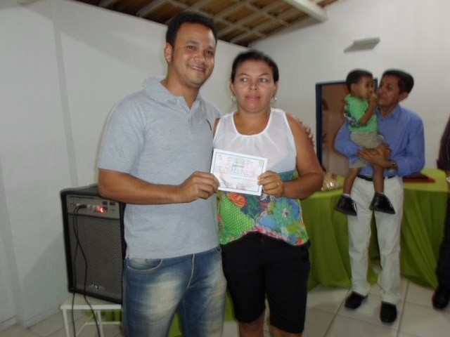 Prefeitos Dr.Zé Maria Entrega Certificados e Realiza Inauguração na Localidade Canto - Imagem 37