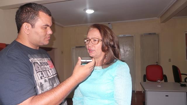 Vice-prefeita Lucia Lacerda assumi a prefeitura de Pimenteiras - Imagem 7