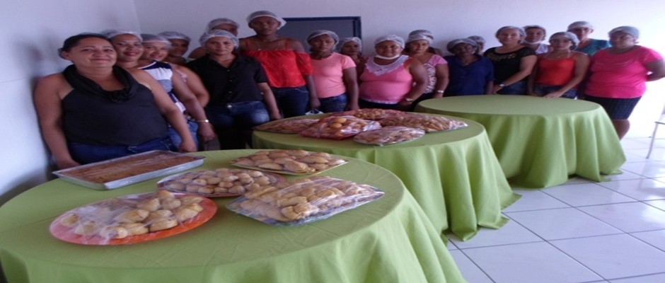 Prefeitos Dr.Zé Maria Entrega Certificados e Realiza Inauguração na Localidade Canto