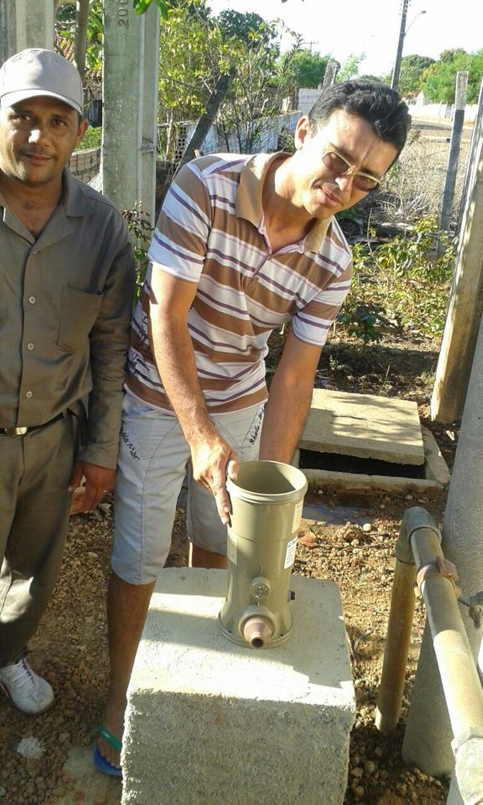 Secretaria Municipal de Saúde Nazaré, instala Dosadores de cloro na tubulação dos poços artesianos