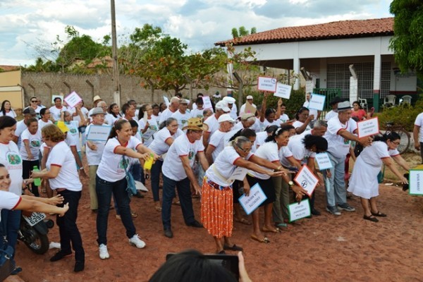 NASF realiza Caminhada alusiva ao Dia Internacional do Idoso em José de Freitas - Imagem 7