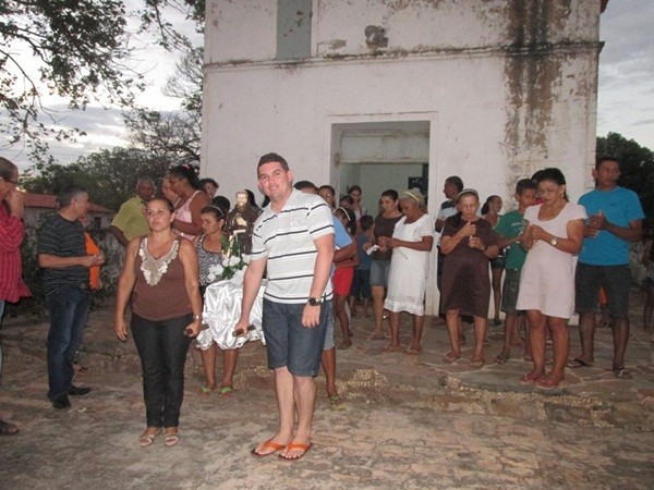 Fieis participam da missa e procissão de encerramento dos festejos de São Francisco em São Félix - Imagem 4