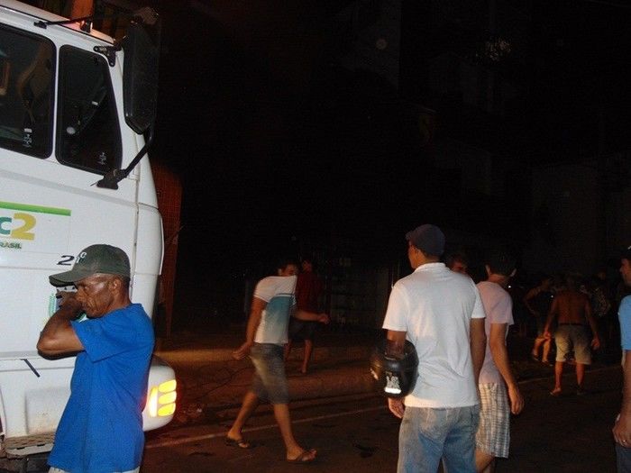 Loja de Variedades pega fogo em Corrente - Imagem 3