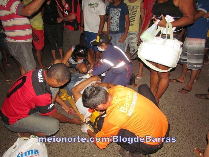 Acidente envolvendo duas motos deixa dois feridos - Imagem 2