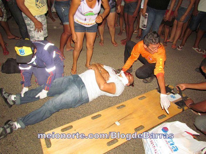 Acidente envolvendo duas motos deixa dois feridos - Imagem 7